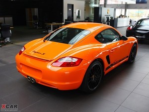 2009Cayman w^