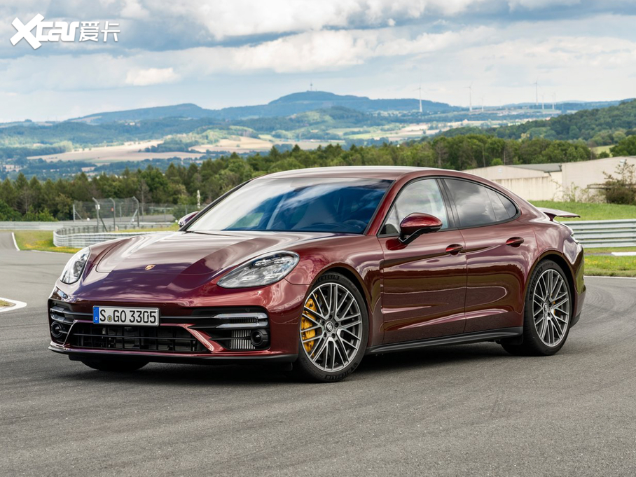 2021Panamera Turbo S