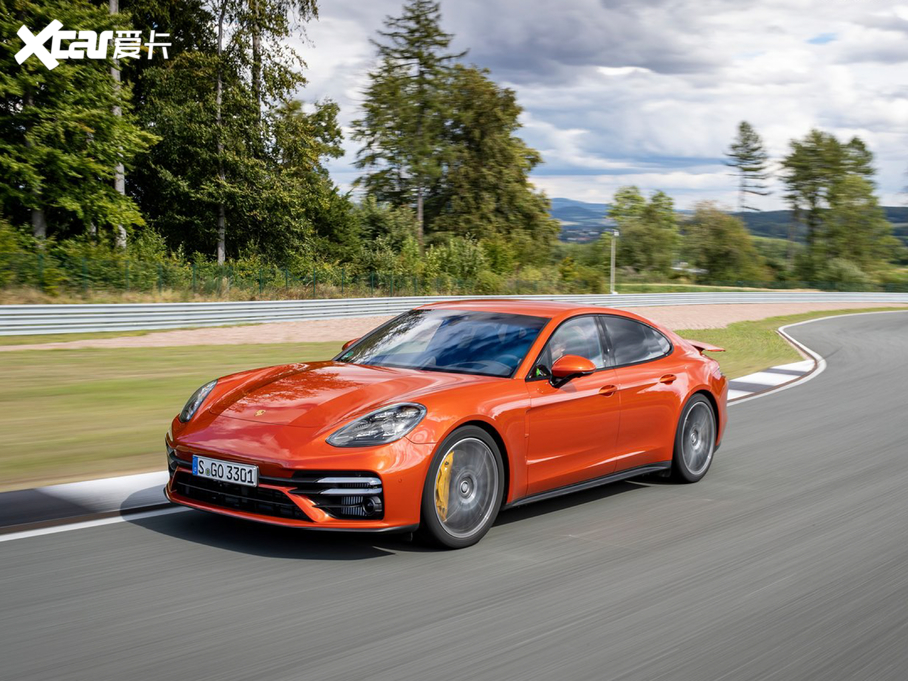 2021Panamera Turbo S