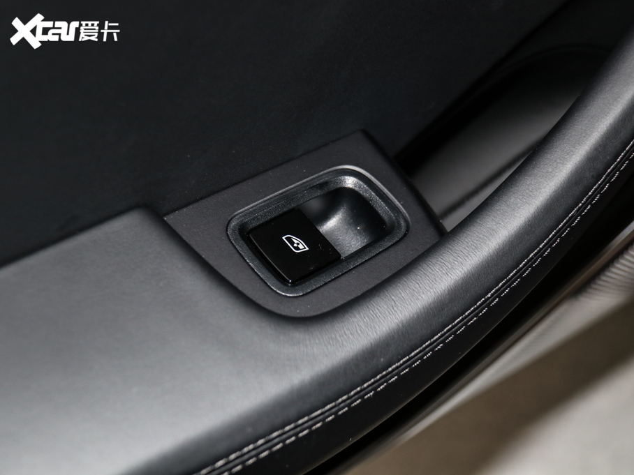 2021Panamera Turbo S