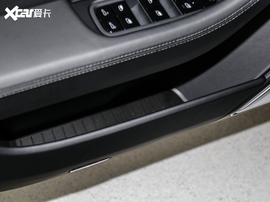 2021Panamera Turbo S