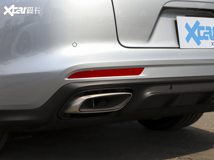 2021Panamera 4 Sport Turismo