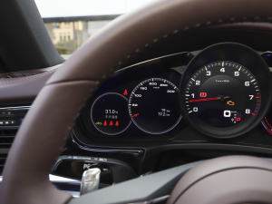 20214 Sport Turismo п؅^