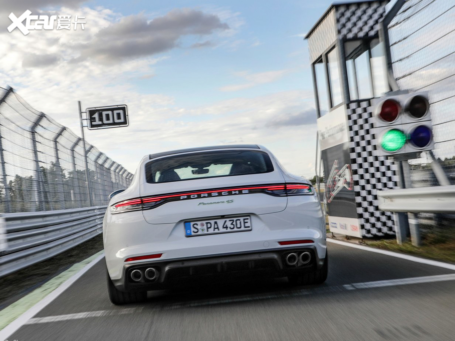 2021PanameraԴ 4S E-Hybrid