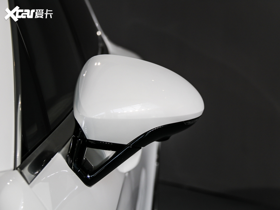 2021PanameraԴ 4S E-Hybrid L