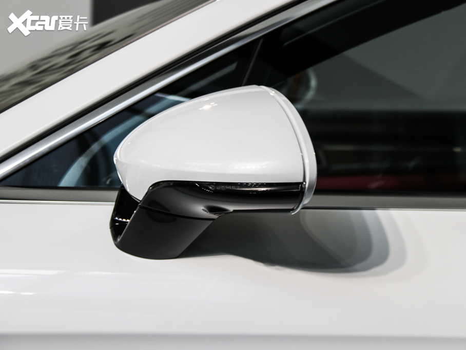 2021PanameraԴ 4S E-Hybrid L