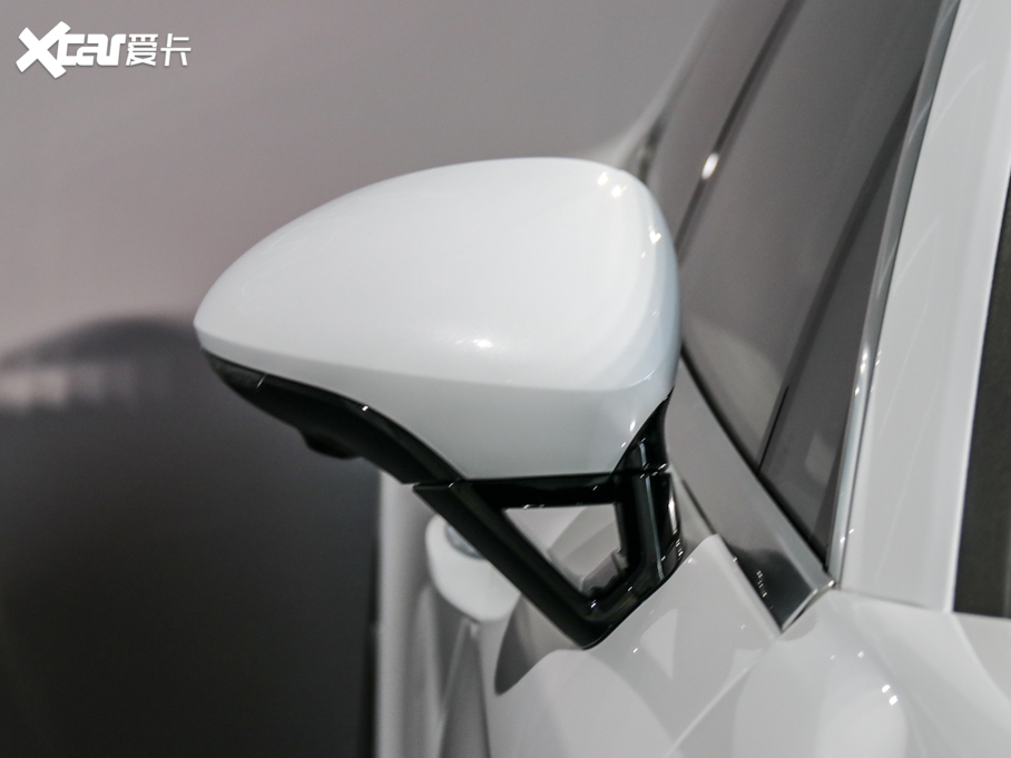 2021PanameraԴ 4S E-Hybrid L