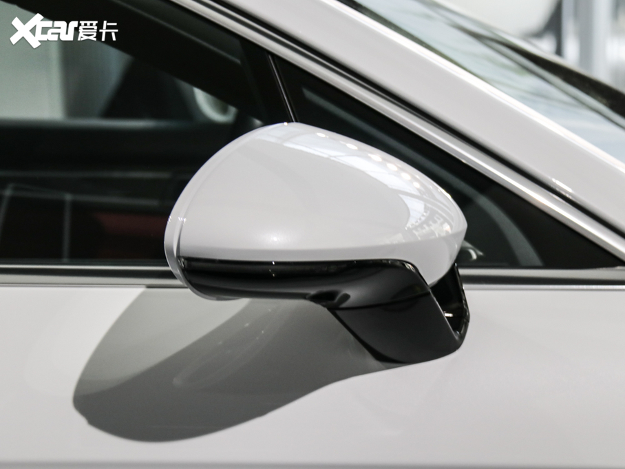 2021PanameraԴ 4S E-Hybrid L