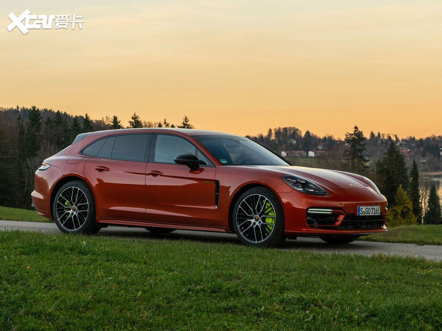 2021PanameraԴ 4 E-Hybrid Sport Turismo