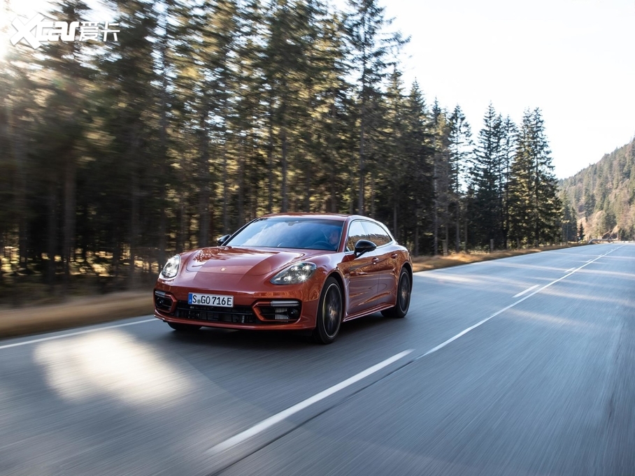 2021PanameraԴ 4 E-Hybrid Sport Turismo