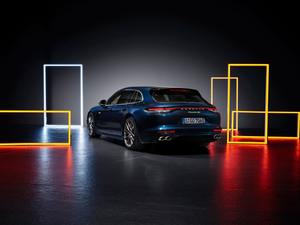 20214S E-Hybrid Sport Turismo 