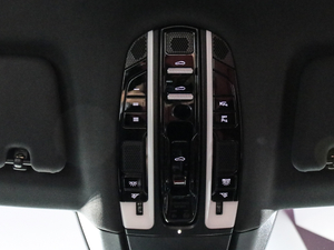 20214S E-Hybrid L п؅^