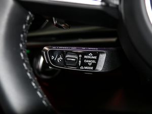 20214S E-Hybrid L п؅^