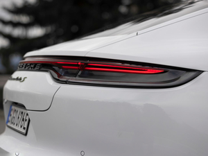 2021Turbo S E-Hybrid (x)(ji)^