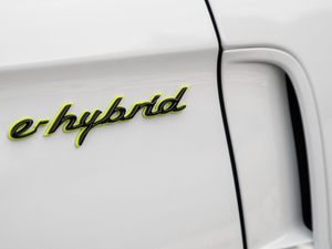 2021Turbo S E-Hybrid ^