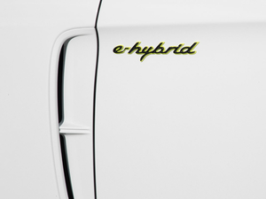 2021Turbo S E-Hybrid ^