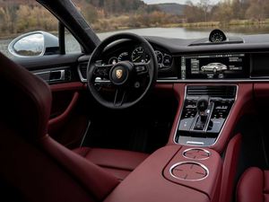 2021Turbo S E-Hybrid п؅^