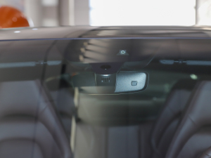 20214 E-Hybrid (x)(ji)^