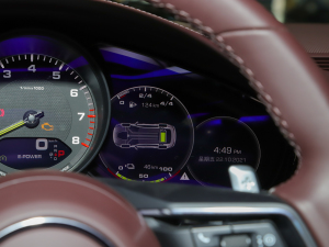 20214 E-Hybrid п؅^