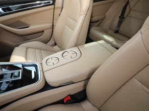 20214S E-Hybrid Sport Turismo g