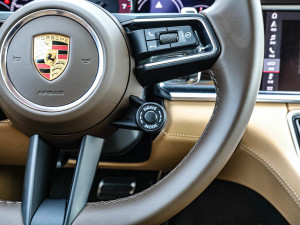 20214S E-Hybrid Sport Turismo п؅^(q)