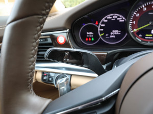 20214S E-Hybrid Sport Turismo п؅^(q)