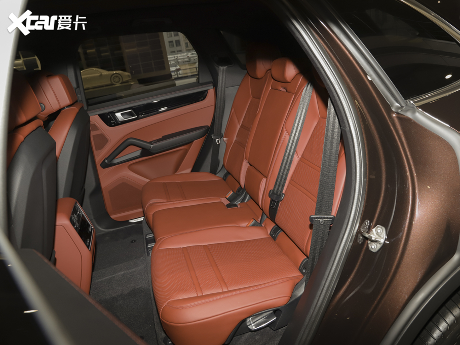 2021CayenneԴ E-Hybrid