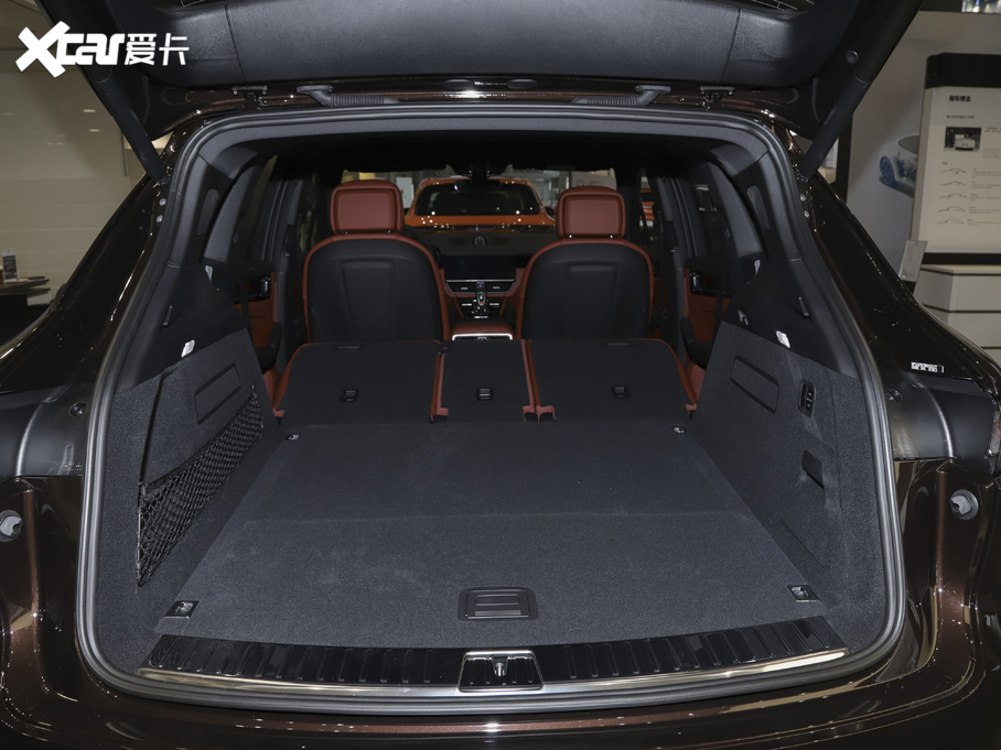 2021CayenneԴ E-Hybrid