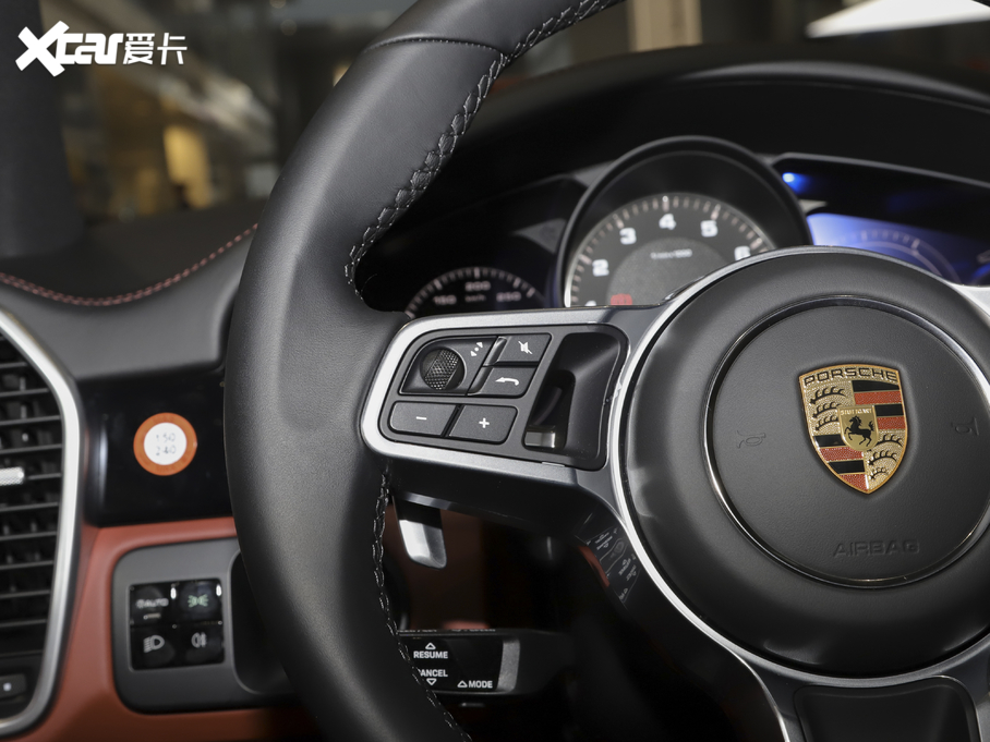 2021CayenneԴ E-Hybrid