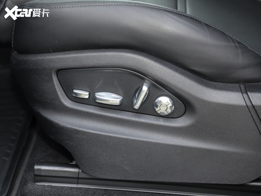 2021CayenneԴ E-Hybrid