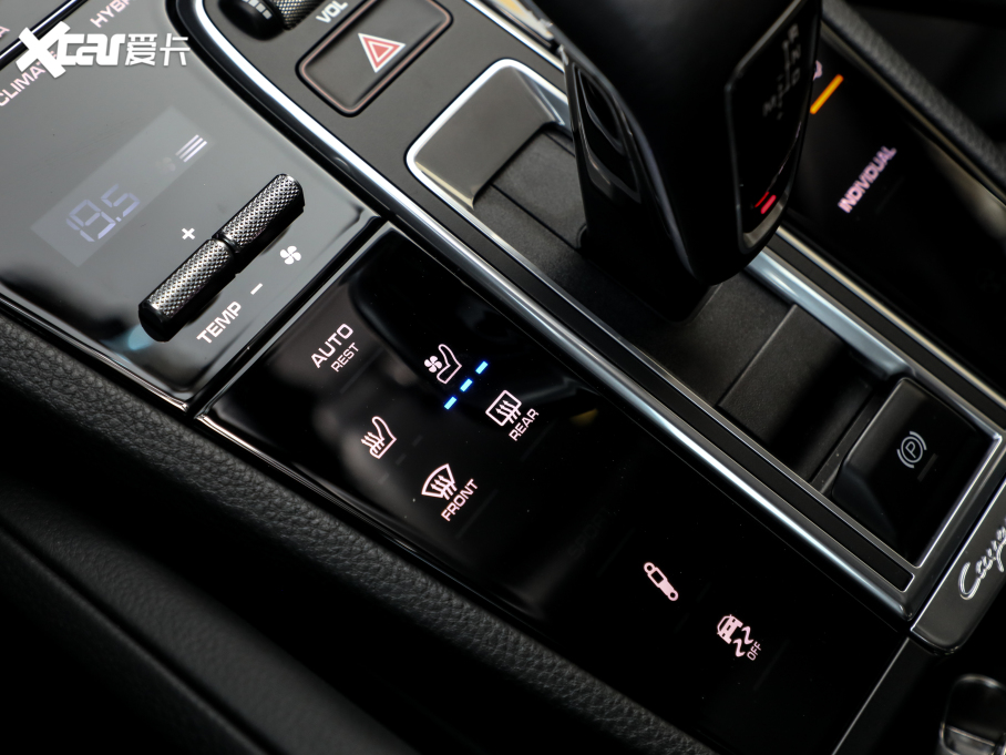 2021CayenneԴ E-Hybrid