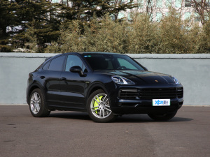 2021款E-Hybrid Coupé 整体外观