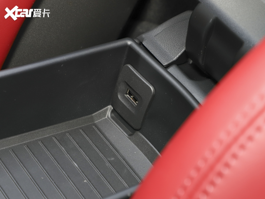 2021r718 Spyder 2.0T