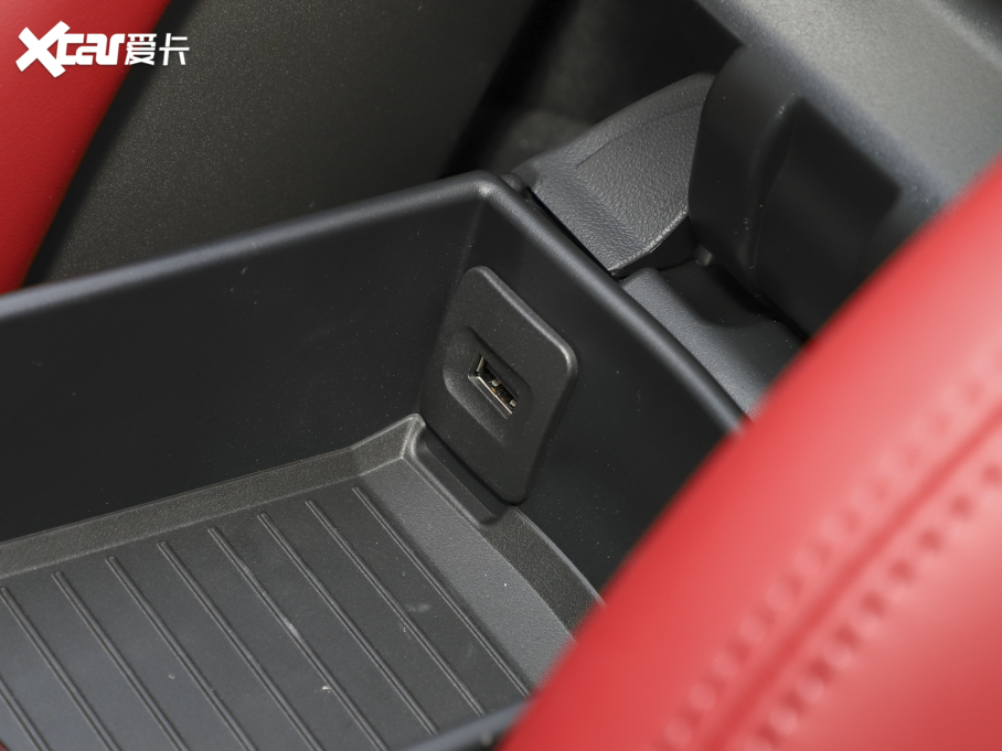 2021r718 Spyder 2.0T