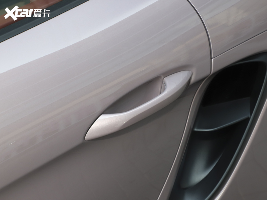 2021r718 Spyder 2.0T