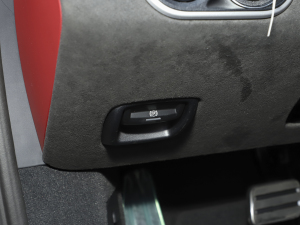 2021Spyder 2.0T v܇Ƅ