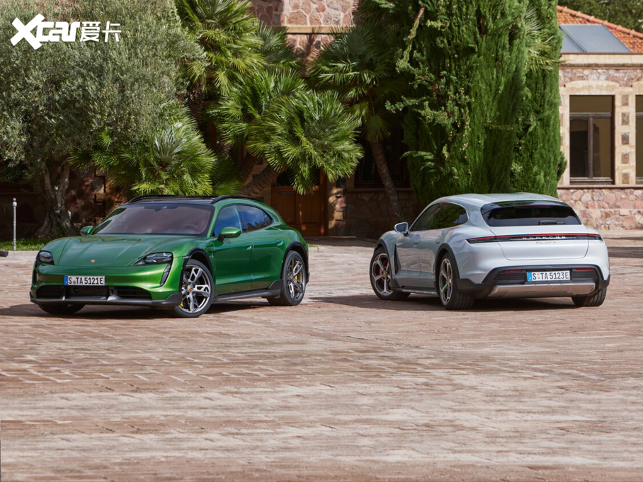 2022Taycan 4S Cross Turismo