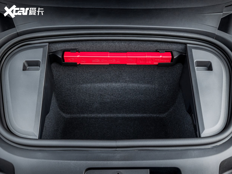 2022Taycan 4 Cross Turismo