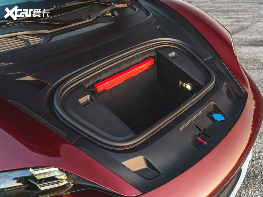 2022Taycan 4 Cross Turismo