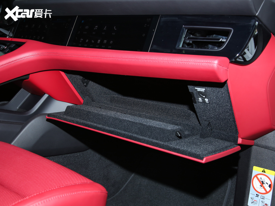 2022Taycan Taycan 4S