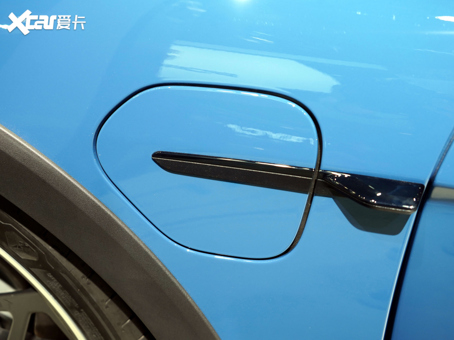 2022Taycan Taycan 4S Cross Turismo