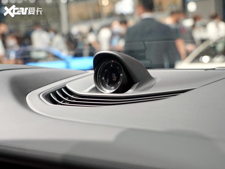 2022Taycan Taycan 4S Cross Turismo