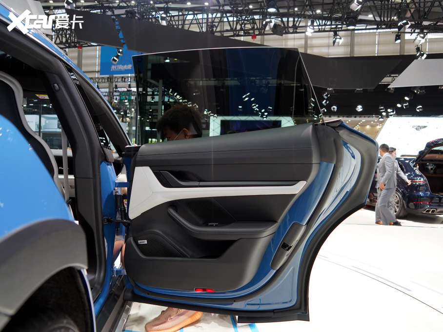 2022Taycan Taycan 4S Cross Turismo