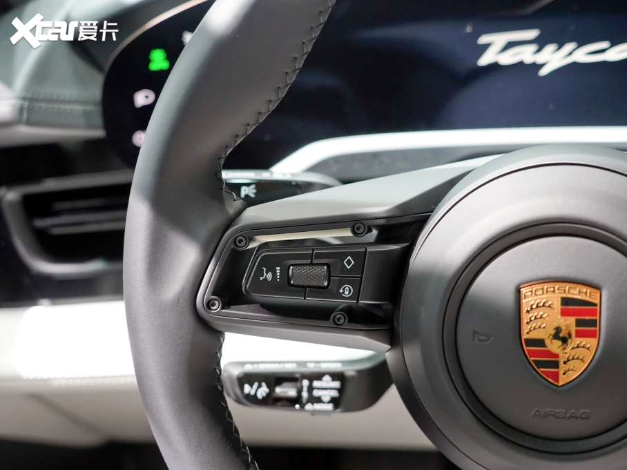 2022Taycan Taycan 4S Cross Turismo