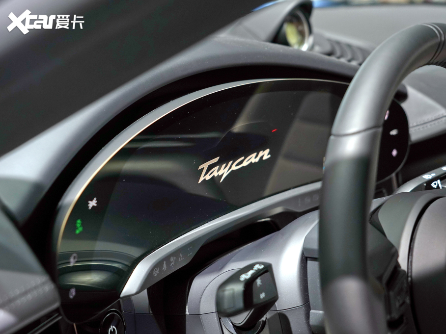 2022Taycan Taycan 4S Cross Turismo