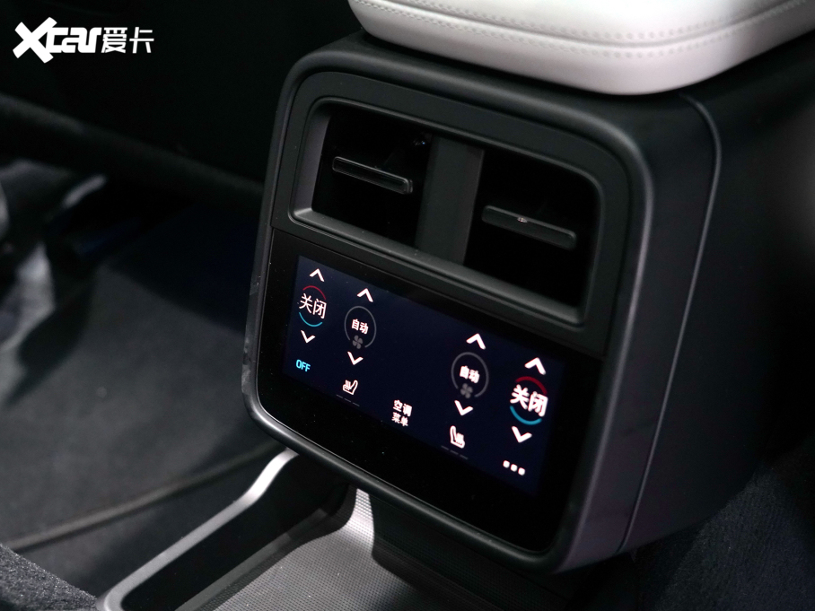 2022Taycan Taycan 4S Cross Turismo