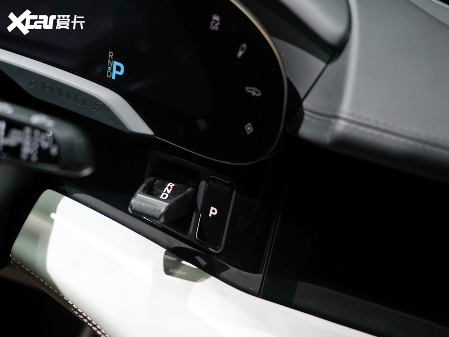 2022Taycan Taycan 4S Cross Turismo