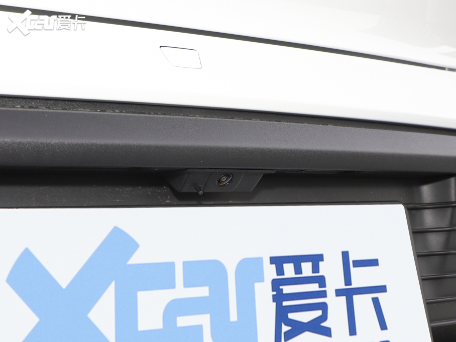 2022Taycan Ŀ Taycan