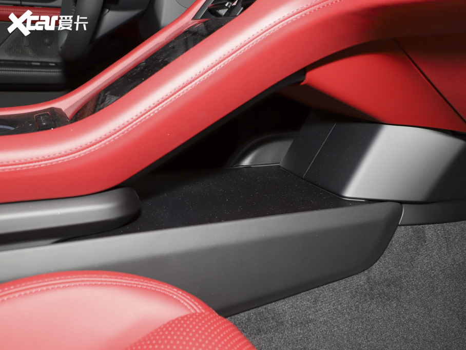 2022Taycan Ŀ Taycan