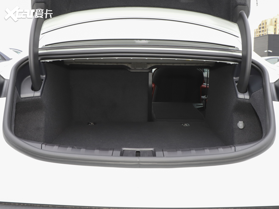 2022Taycan Ŀ Taycan